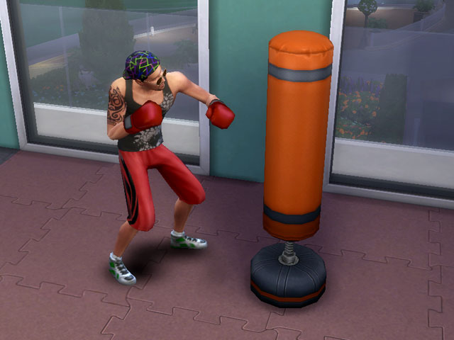 Sims 4: Боксерская груша поможет не только прокачать фитнес, но и справиться со злостью.